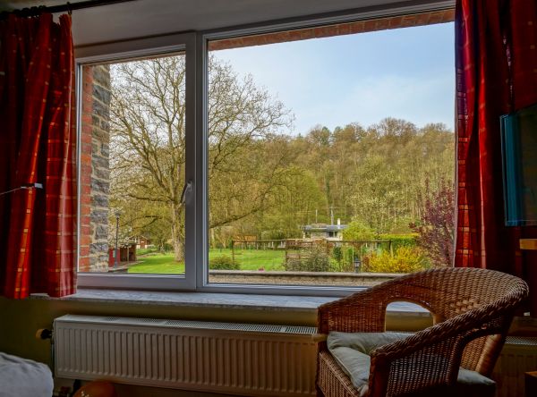 Cost of Fiberglass Window Repair in Carlisle