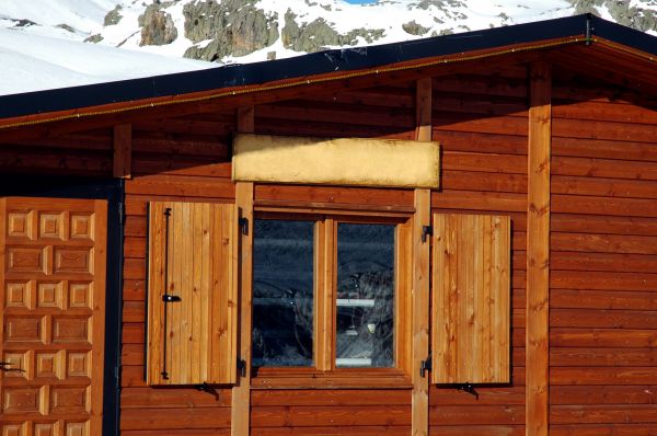 Cost of Cabin Window Repair in Carlisle